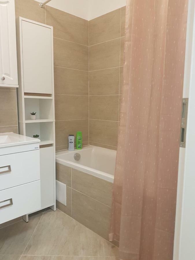Apartament Monadin 3 Брашов Экстерьер фото
