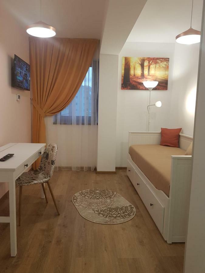 Apartament Monadin 3 Брашов Экстерьер фото