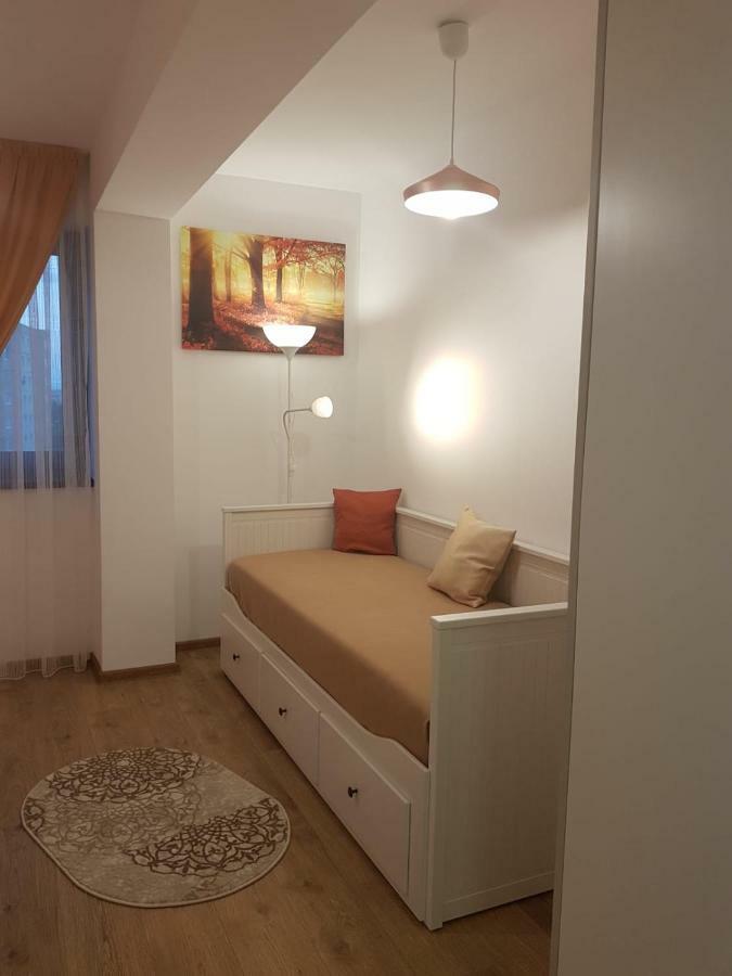 Apartament Monadin 3 Брашов Экстерьер фото