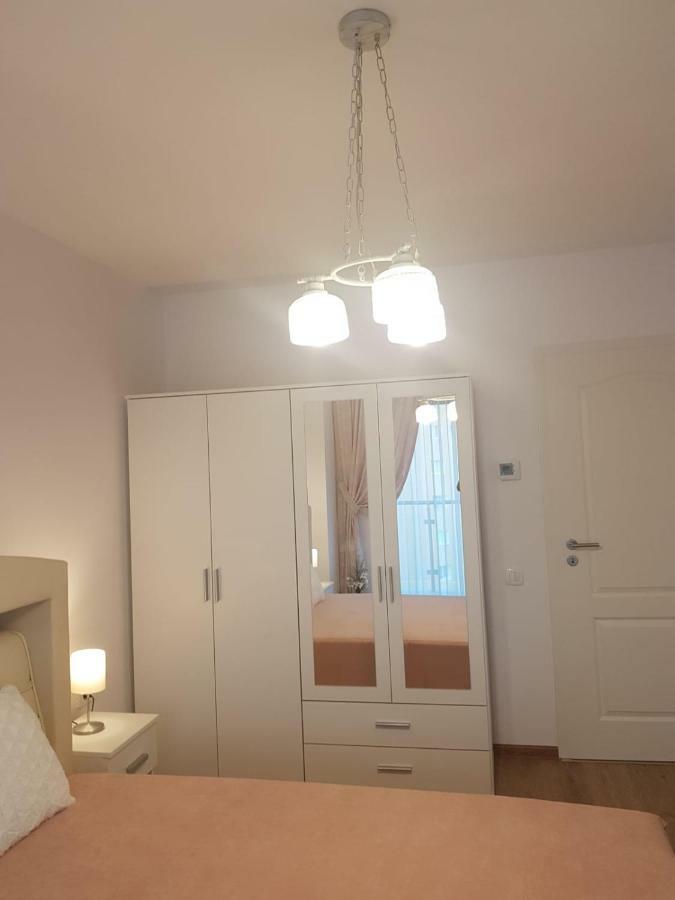 Apartament Monadin 3 Брашов Экстерьер фото
